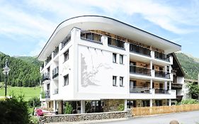 Arnika Ischgl 4*
